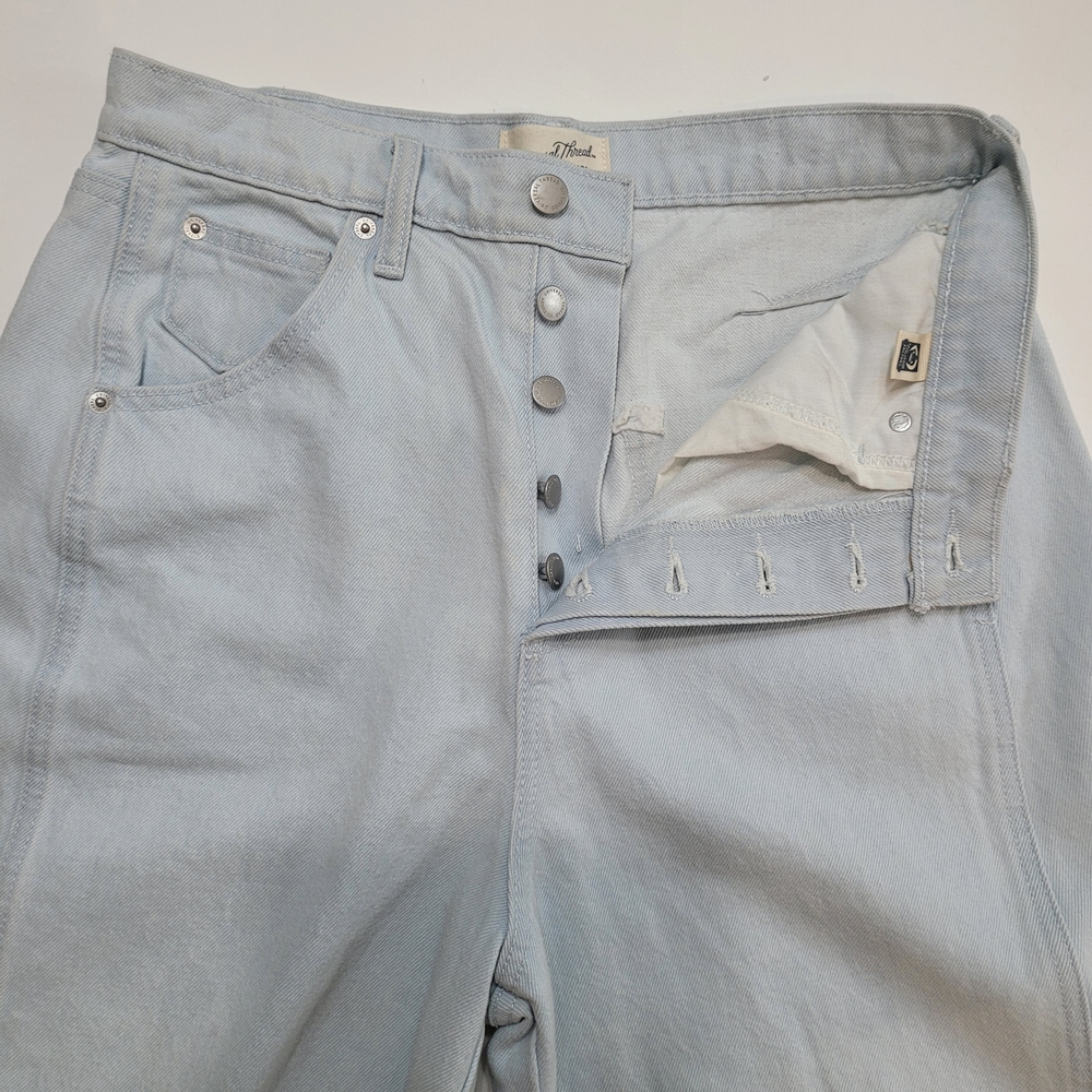 Universal Thread High-Rise Curved Leg Barrel Ballow Light Wash Jeans  Size 6 - Picture 12 of 16
